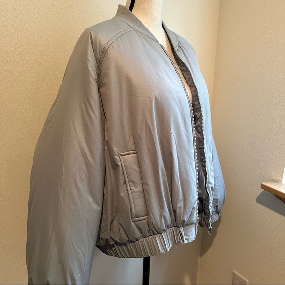 ASOS DESIGN Cropped Bomber Jacket in Gray - Picture 7 of 8